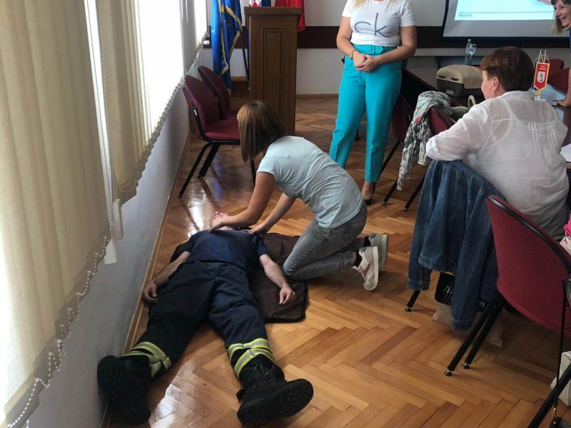 Instalacija AVD uređaja na turističkom brodu u Vodicama i Gradu Drnišu